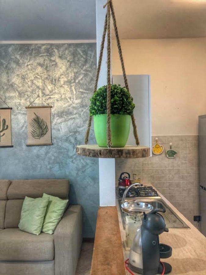 Cortile Del Forno Nel Centro Storico Apartment Arona Bagian luar foto
